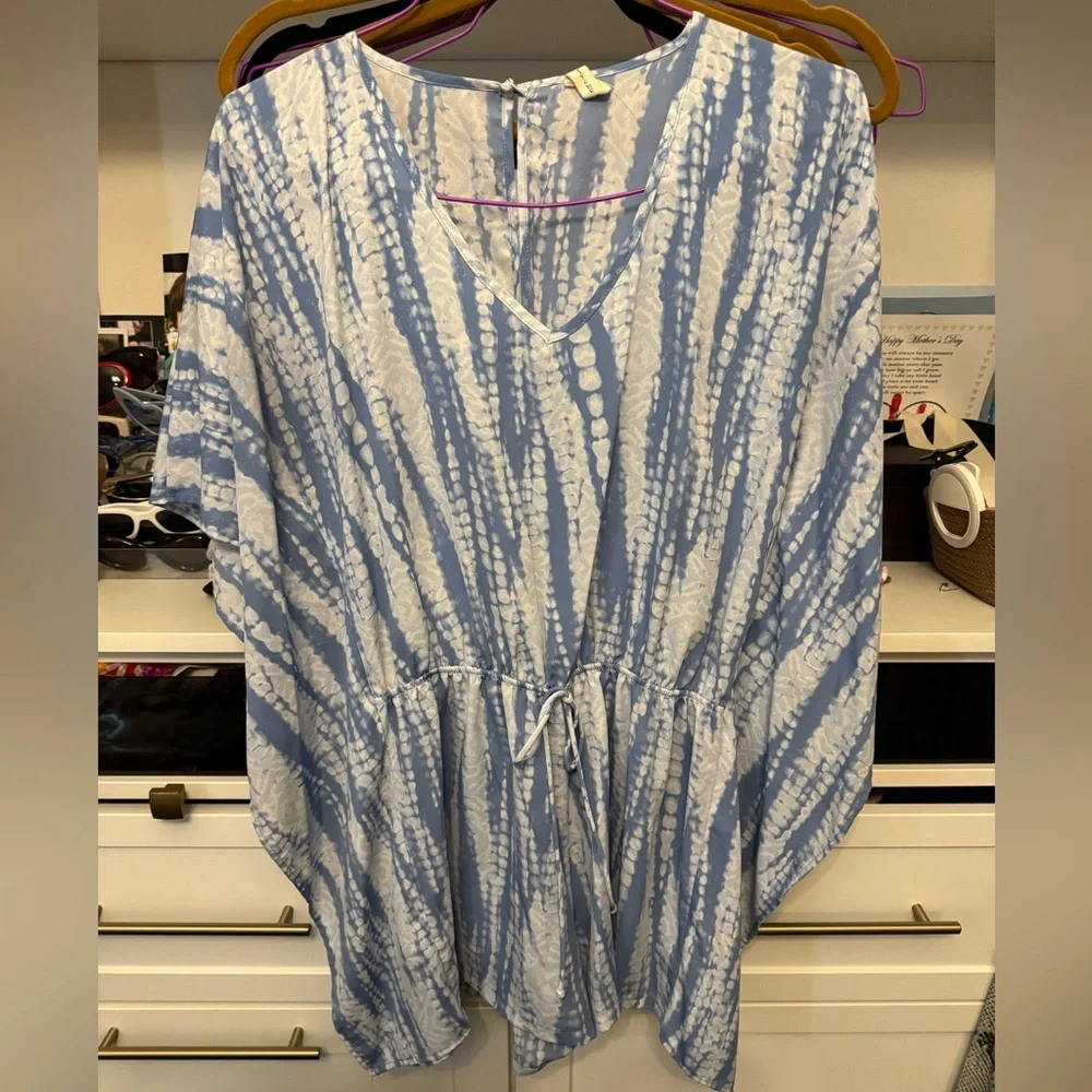 Blue and White Tie-Dye Women's Romper - Picture 3 of 4